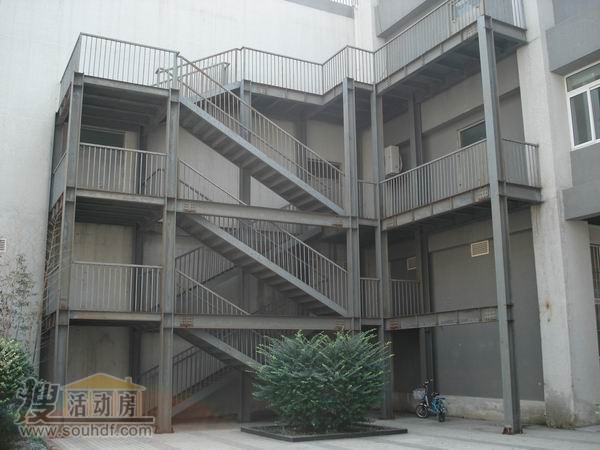 天津鋼結構樓梯焊接